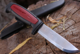 Нож Morakniv Pro C - в работе
