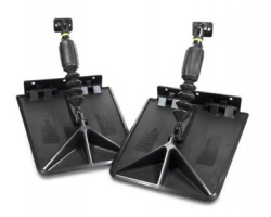 Предназначены для монтажа на транец лодок длиной от 3,9 до 4,5 м