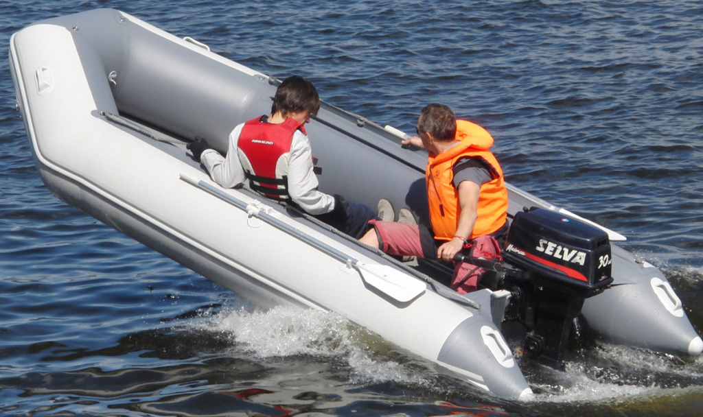 lodka-cl370-big.jpg lodka-cl370-big.jpg