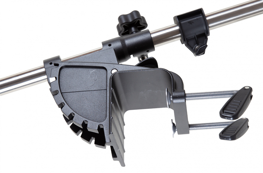 Мощный лодочный электромотор SWBL70-SW/42 - струбцина