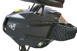 Фартук днища Polaris 06-13 IQ Chassis (BK) Фартук днища Polaris 06-13 IQ Chassis (BK)