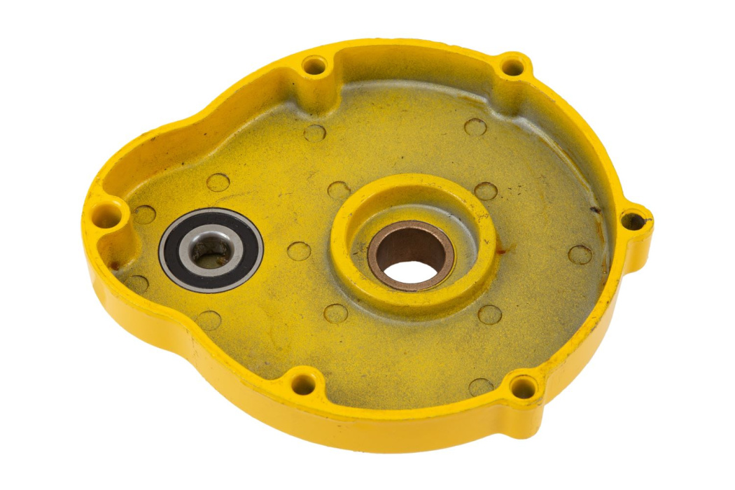 Нижняя крышка редуктора мотоледобура Jiffy  - вид снизу