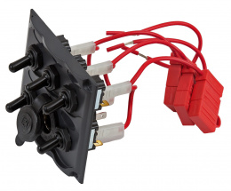 Панель для катера с пятью выключателями и гнездом прикуривателя