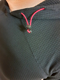 Зимнее термобелье GEO FLEECE второго слоя (верх) - капюшон Зимнее термобелье GEO FLEECE второго слоя (верх) - капюшон