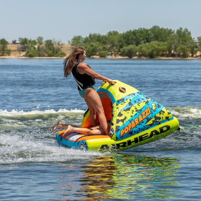 Надувной аттракцион Poparazzi 2 - на воде справа