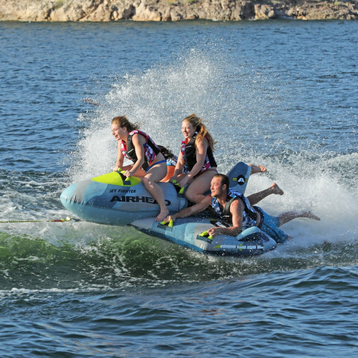 Буксируемый баллон Jet Fighter - на воде