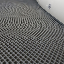 Коврик в лодку ARL, EVA - вид на соты Коврик в лодку ARL, EVA - вид на соты