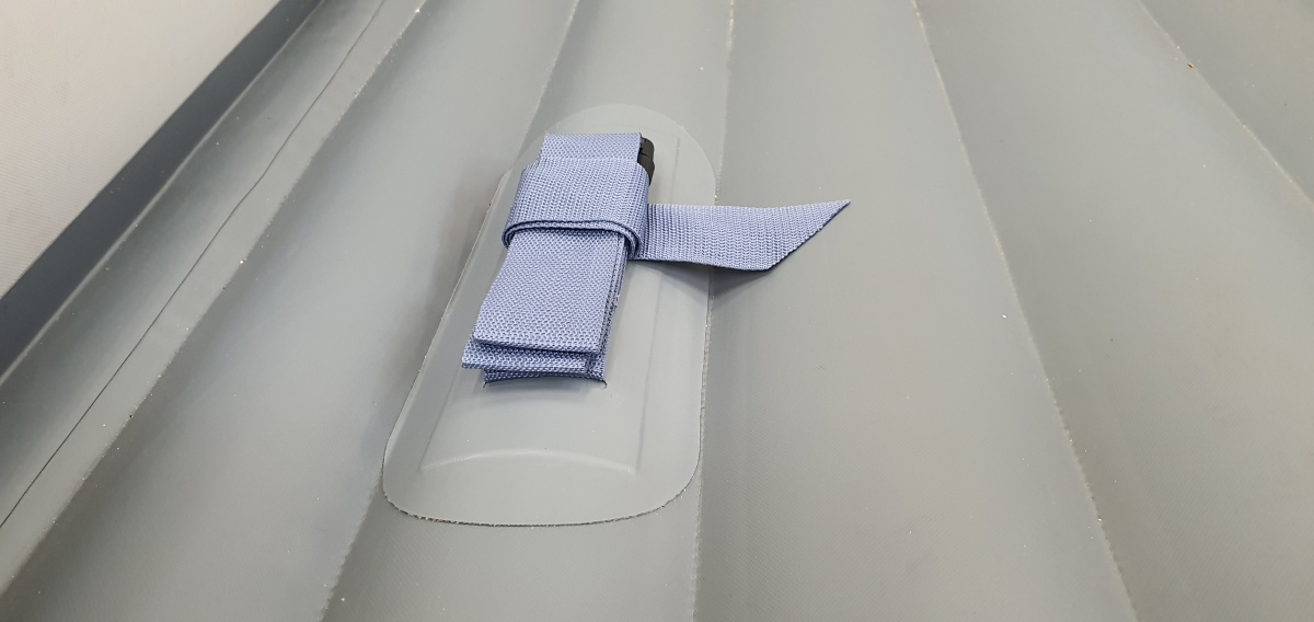 Крепление топливного бака для лодок НДНД