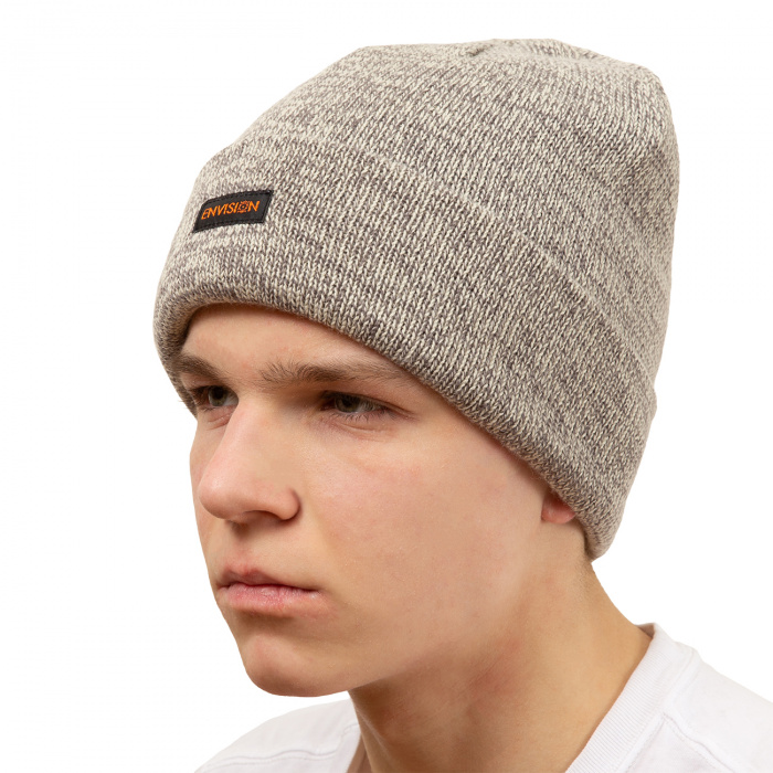 Шапка вязанная для рыбалки - вид сбоку