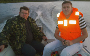 лодка на воде