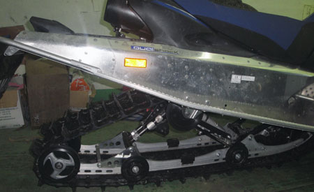 снегоход Yamaha с траком Challenger Extreme