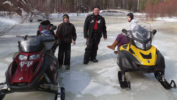 снегоход Ski-Doo с гусеницей ICE Ripper XT 9079H